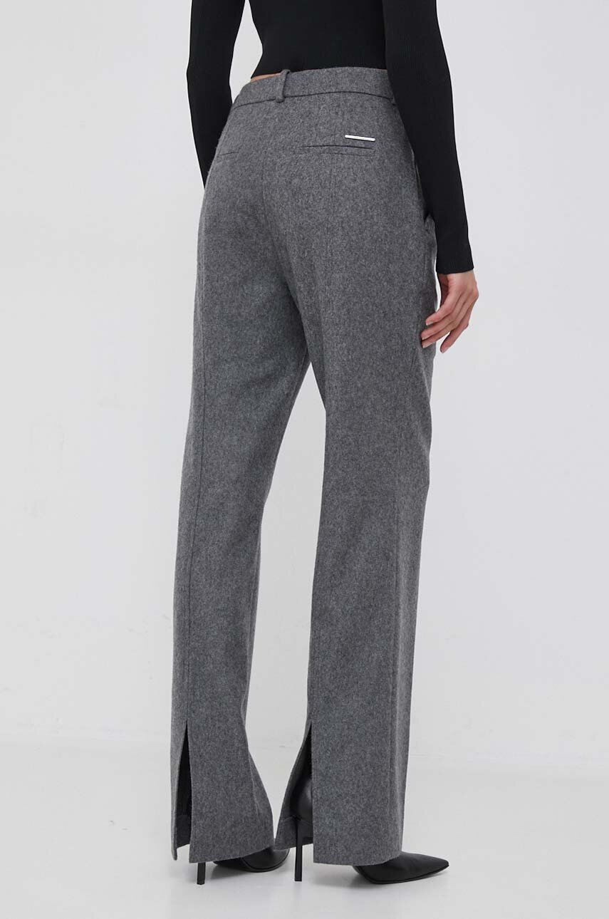 Oblečenie Nohavice Calvin Klein K20K205962 sivá