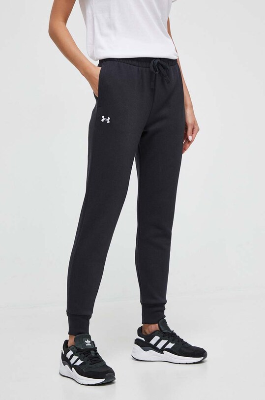 Under Armour spodnie dresowe dzianina czarny 1379438