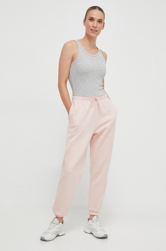 Tepláky Reebok 100037648 růžová AW23
