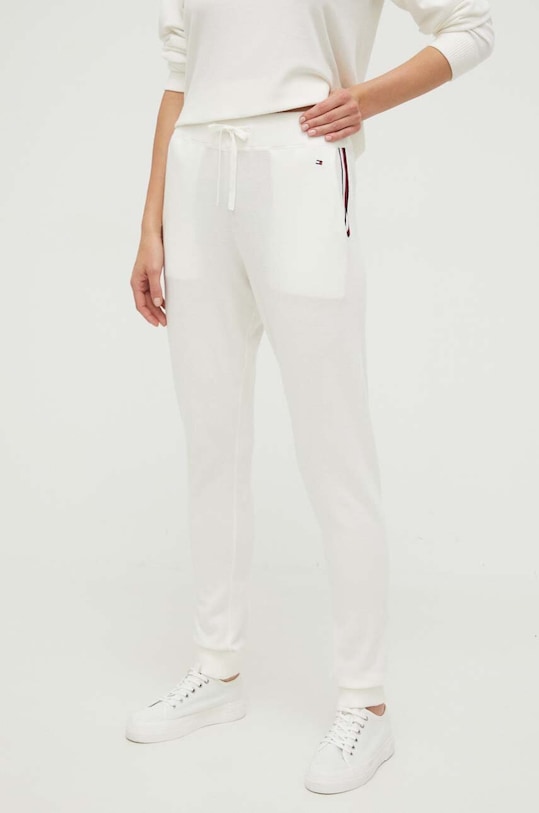 Домашен панталон Tommy Hilfiger UW0UW04769 бежов AW23