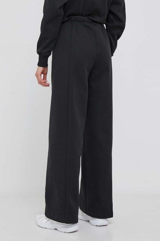 Odzież Calvin Klein Jeans spodnie dresowe J20J221916 czarny