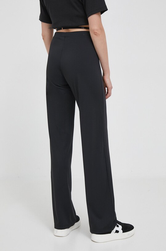Oblačila Hlače Calvin Klein Jeans J20J221919 črna