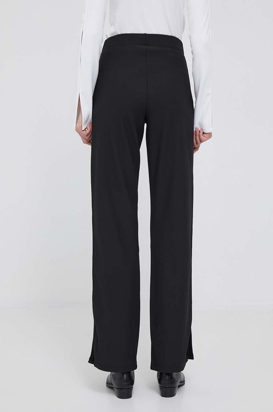 Odzież Calvin Klein Jeans spodnie J20J222192 czarny