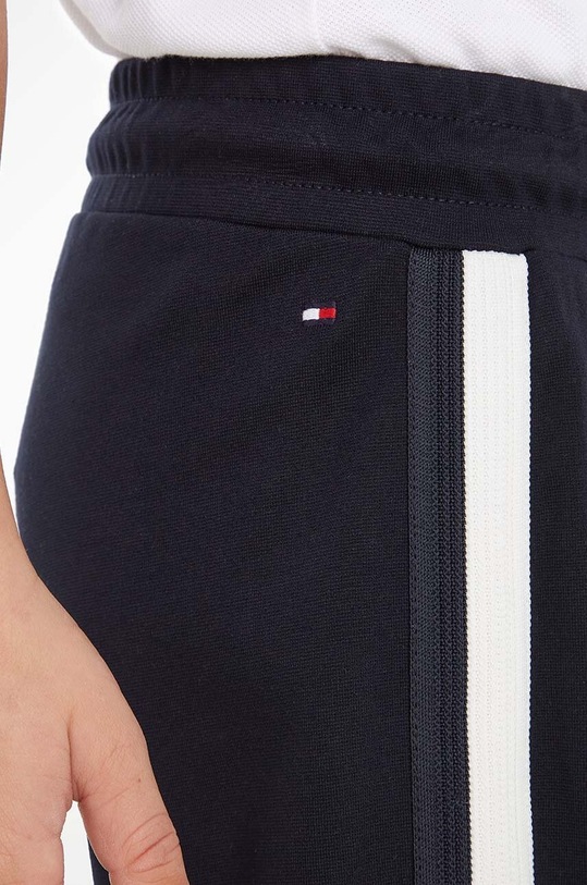 Tommy Hilfiger spodnie dresowe dziecięce KG0KG07407.74.122.9BYX granatowy
