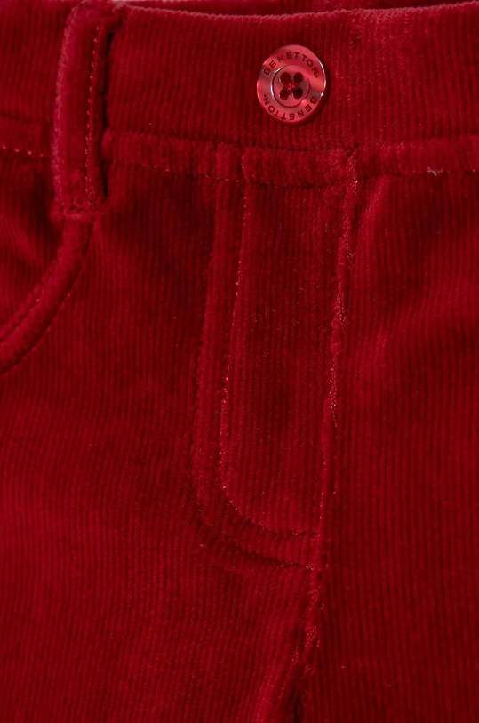 Dziewczynka United Colors of Benetton spodnie dziecięce 4DZBGE00L.P.SEASONAL czerwony