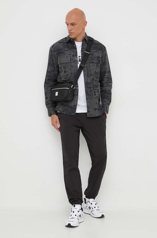 Tepláky Calvin Klein K10K111566 čierna AW23