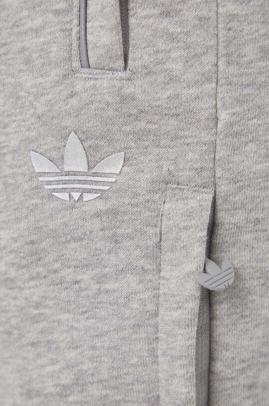 Tepláky adidas Originals sivá IU4245