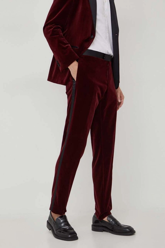 BOSS pantaloni potrivit burgundia 50484723