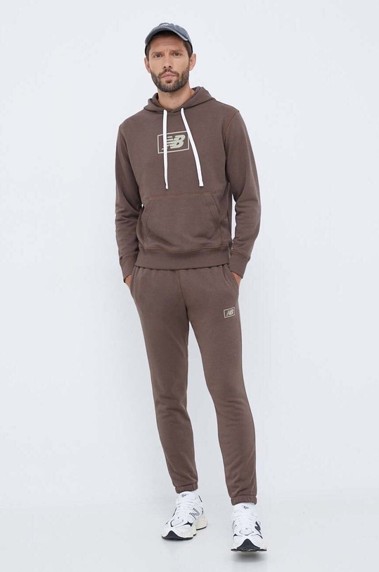 New Balance pantaloni de trening MP33509DUO maro AW23