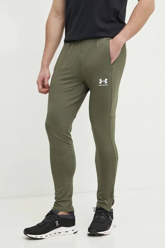 Under Armour spodnie treningowe Challenger z elastanem zielony 1379587