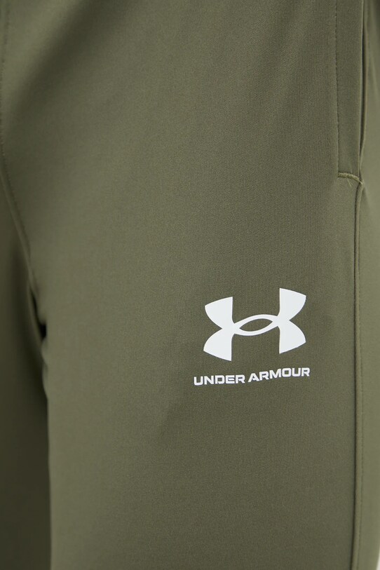 Odzież Under Armour spodnie treningowe Challenger 1379587 zielony