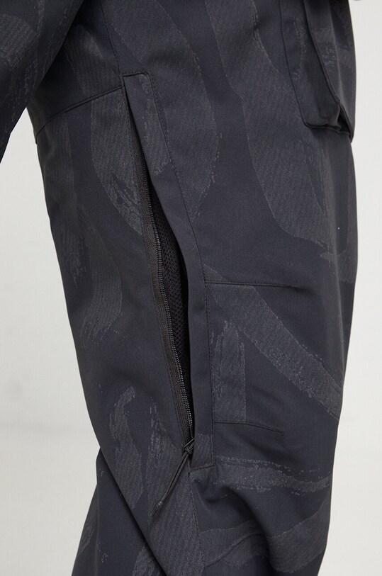 Colourwear spodnie Mountain Cargo czarny 7010401