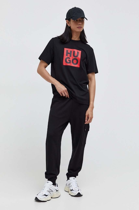 HUGO spodnie dresowe bawełniane 50479164 czarny AW24