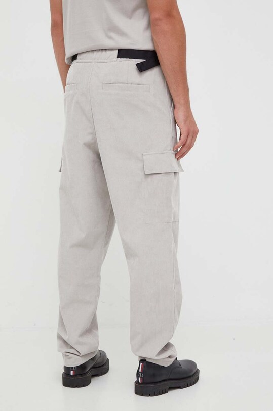 Oblačila Hlače Calvin Klein Jeans J30J324035 siva