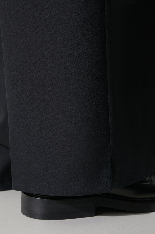 032C wool trousers FW23.W.3120 black