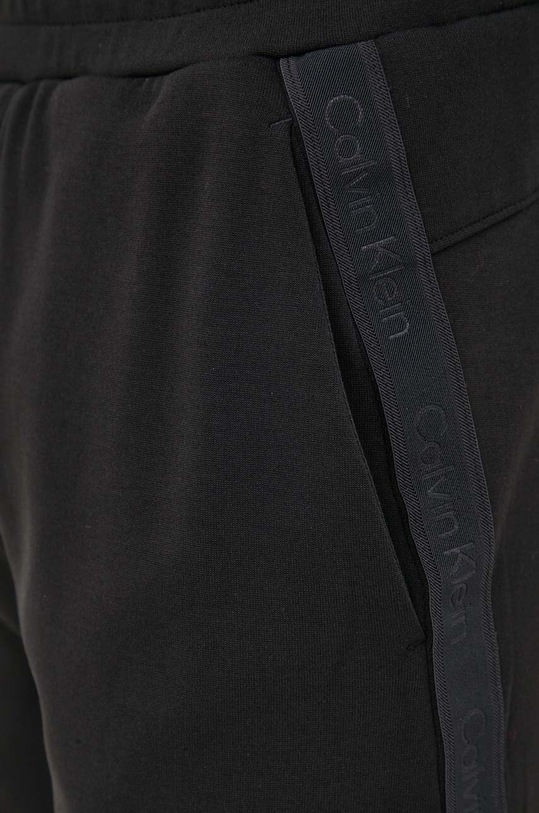 Tepláky Calvin Klein černá K10K111833