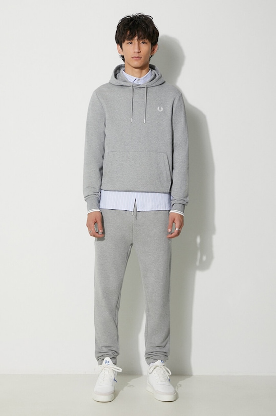 Βαμβακερό παντελόνι Fred Perry T5505.420 γκρί AW23