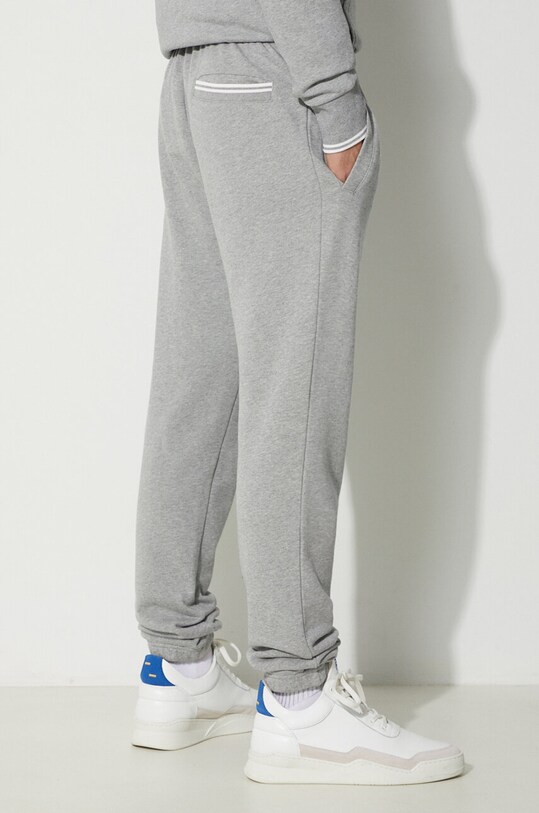 Abbigliamento Fred Perry pantaloni da jogging in cotone T5505.420 grigio