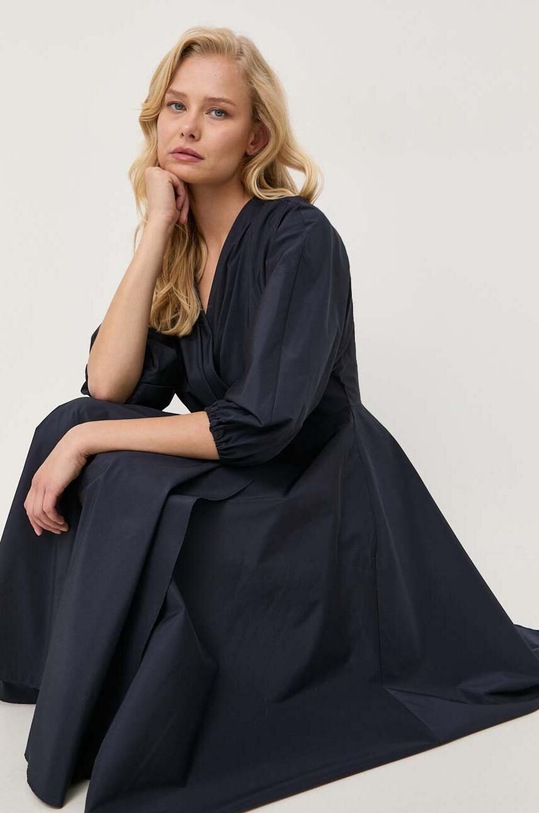 Weekend Max Mara sukienka 2352260139600 granatowy AW23