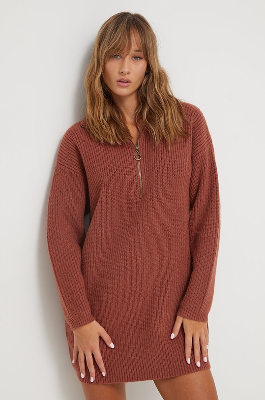 Billabong sukienka z domieszką wełny casual brązowy EBJKD00104