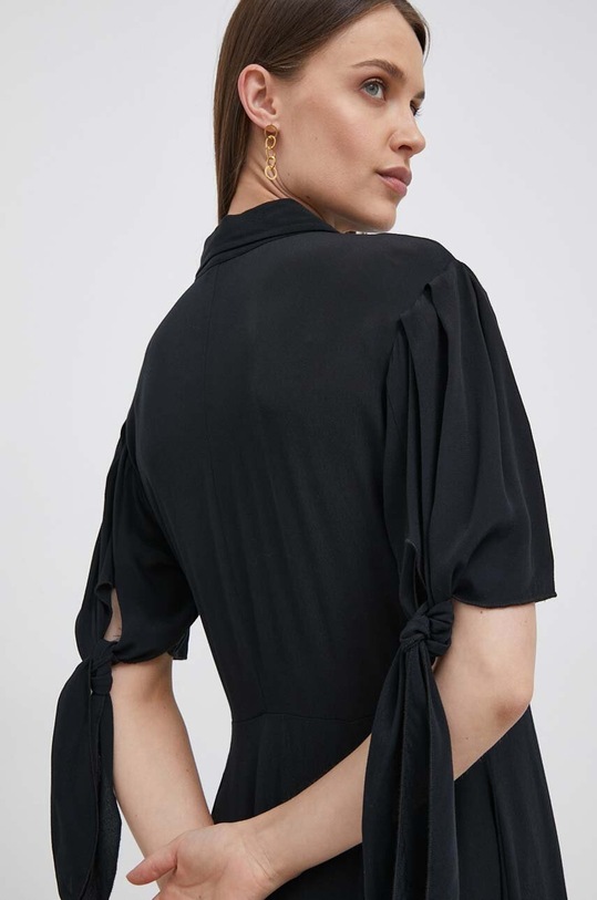 United Colors of Benetton sukienka 43A0DV064.100 czarny
