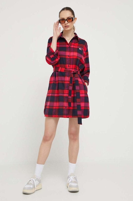 Tommy Jeans sukienka DW0DW16471 czerwony AW23