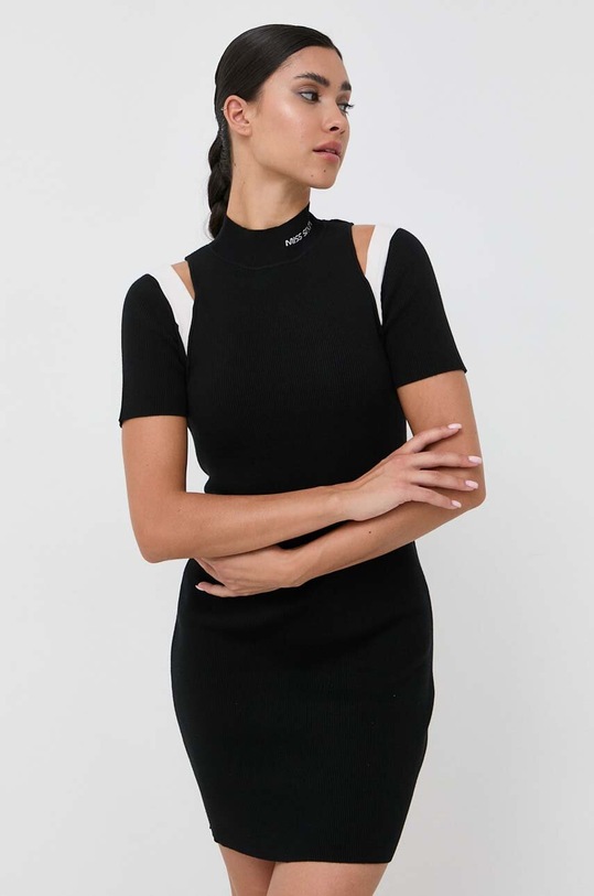 Miss Sixty sukienka z domieszką jedwabiu casual czarny 6T4RJ3550000