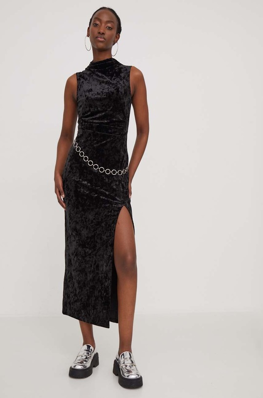 Haljina Superdry W8011695A.02A crna AW23