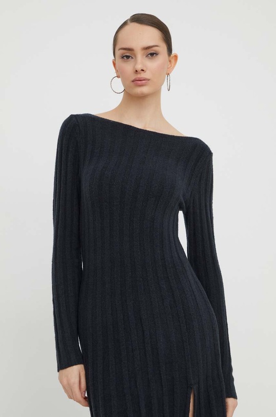 Φόρεμα από μείγμα μαλλιού Abercrombie & Fitch μαύρο KI159.3430.900