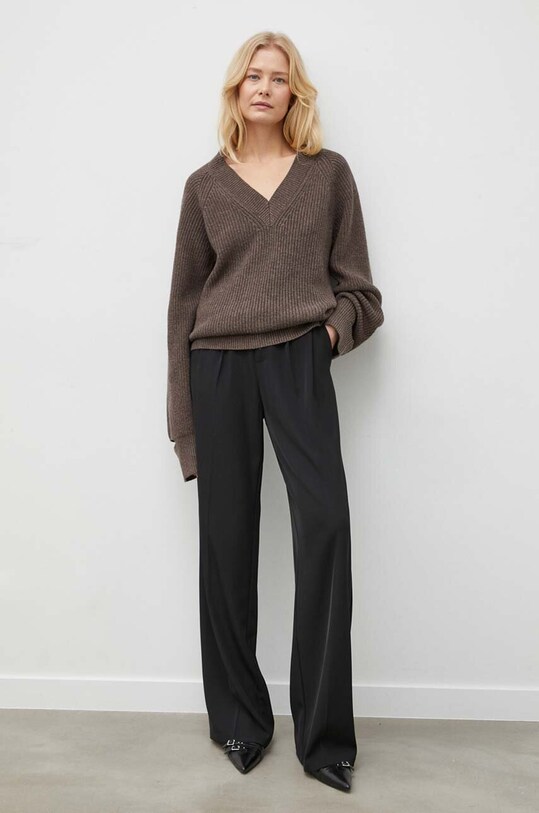 Herskind sweter wełniany 4918990 brązowy AW23