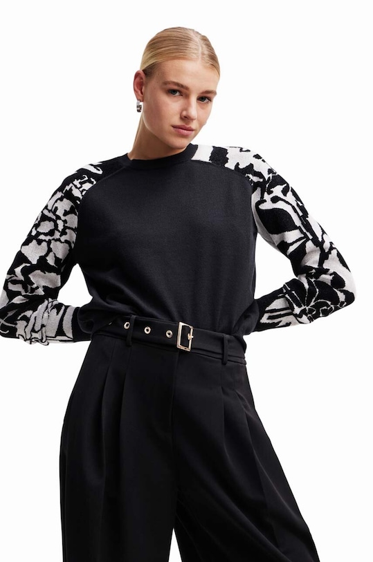 Desigual sweter pozostałe czarny 23WWJF20