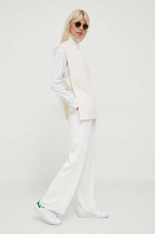 Vuneni prsluk Calvin Klein K20K206024 bež AW23