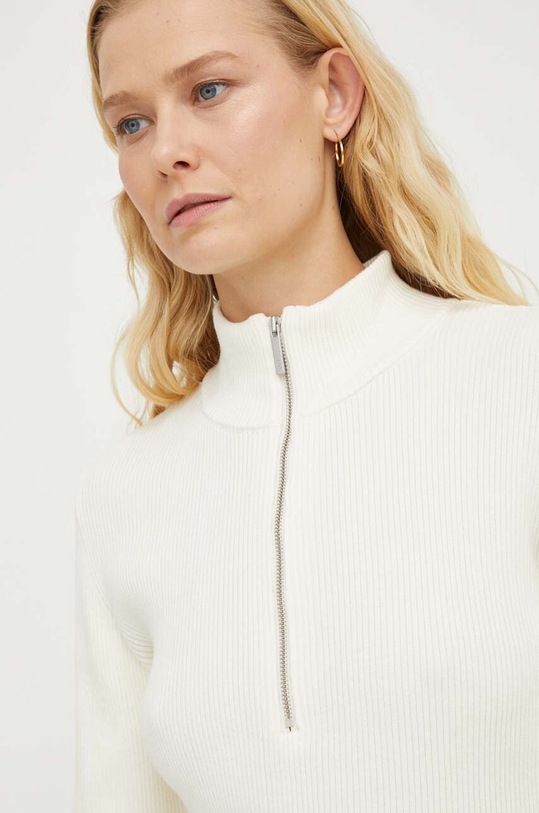 Ruházat Gestuz pulóver 10908356 bézs