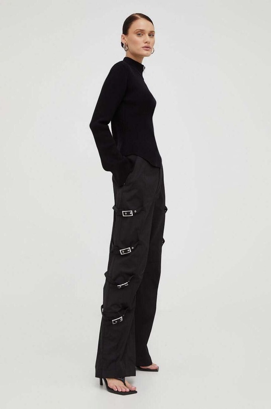 Gestuz sweter 10908356 czarny SS24