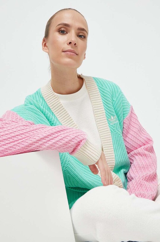 Βαμβακερή ζακέτα adidas Originals πολύχρωμο IK7494