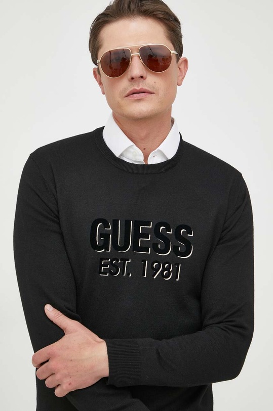 Svetr z hedvábné směsi Guess kulatý černá M3YR03.Z3052