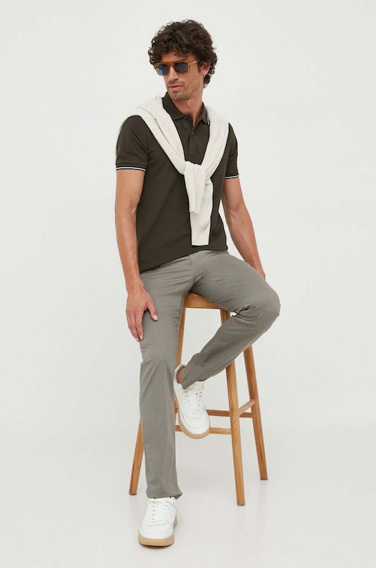 Sisley sweter z domieszką wełny 1041T102A.752 beżowy AW23