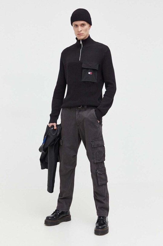 Бавовняний светр Tommy Jeans DM0DM17771 чорний AW23