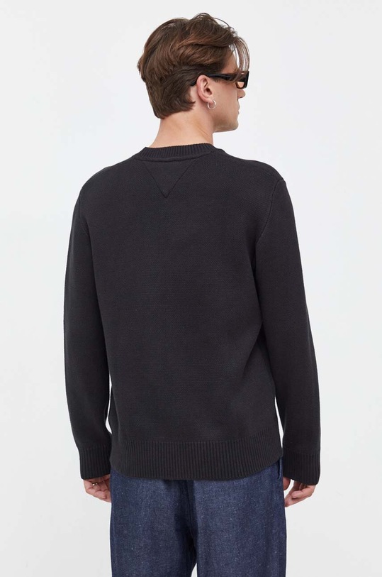 Oblečení Bavlněný svetr Tommy Jeans DM0DM17773 černá
