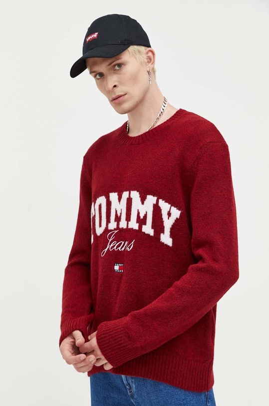 Svetr Tommy Jeans kulatý burgundské DM0DM17759