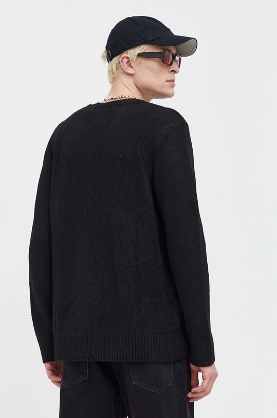 Ρούχα Πουλόβερ Tommy Jeans DM0DM17759 μαύρο