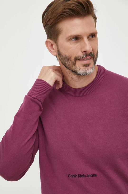Calvin Klein Jeans sweter bawełniany aplikacja fioletowy J30J324328