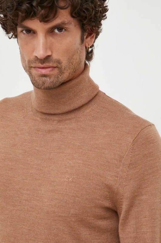 Calvin Klein sweter wełniany K10K110420 brązowy