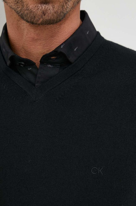 Calvin Klein sweter wełniany czarny K10K110423