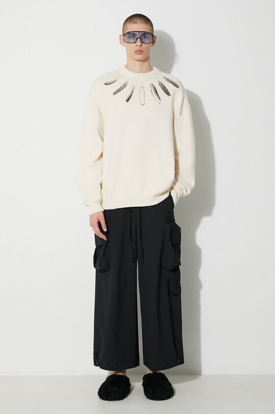 Marcelo Burlon sweter bawełniany Aop Wind Feather CMHE036F23KNI0026F10 beżowy AW23