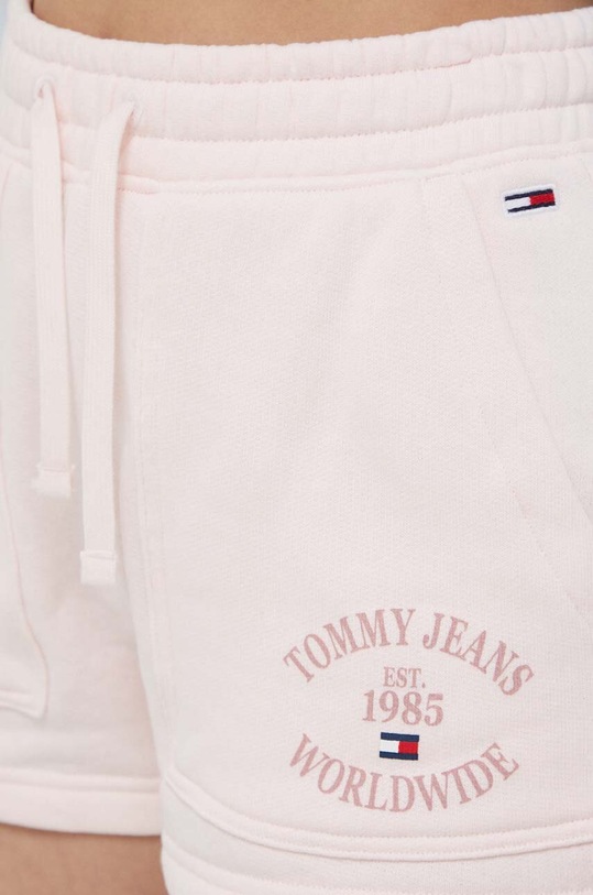 Βαμβακερό σορτσάκι Tommy Jeans ροζ DW0DW15870