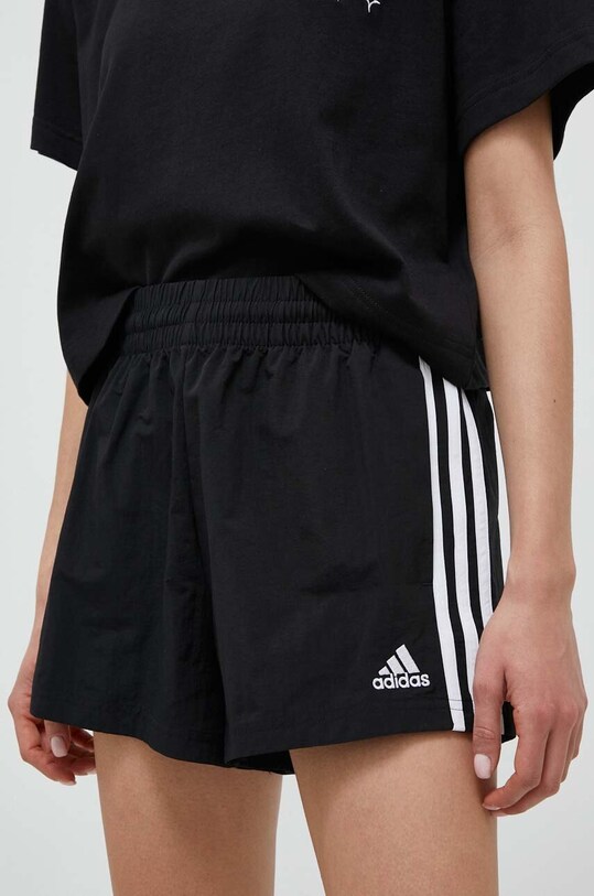 Kratke hlače adidas HT3397 crna AW23