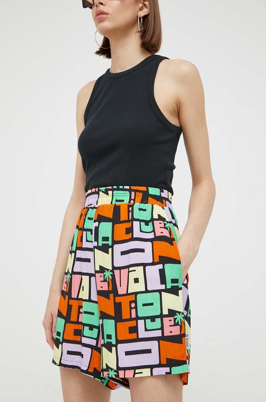 On Vacation pantaloni scurti OVC.P38 multicolor AW23