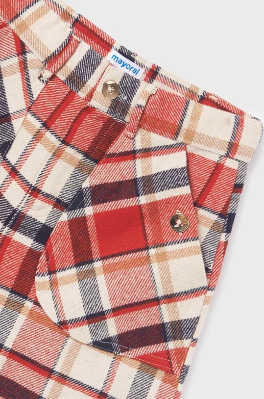 Дитячі шорти Mayoral червоний 7209.8E.Junior.9BYX