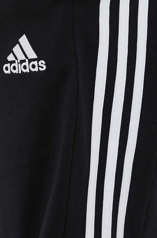 Къс панталон adidas черен IC9382